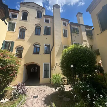 Wood 32 Family -apartment * Rovigo